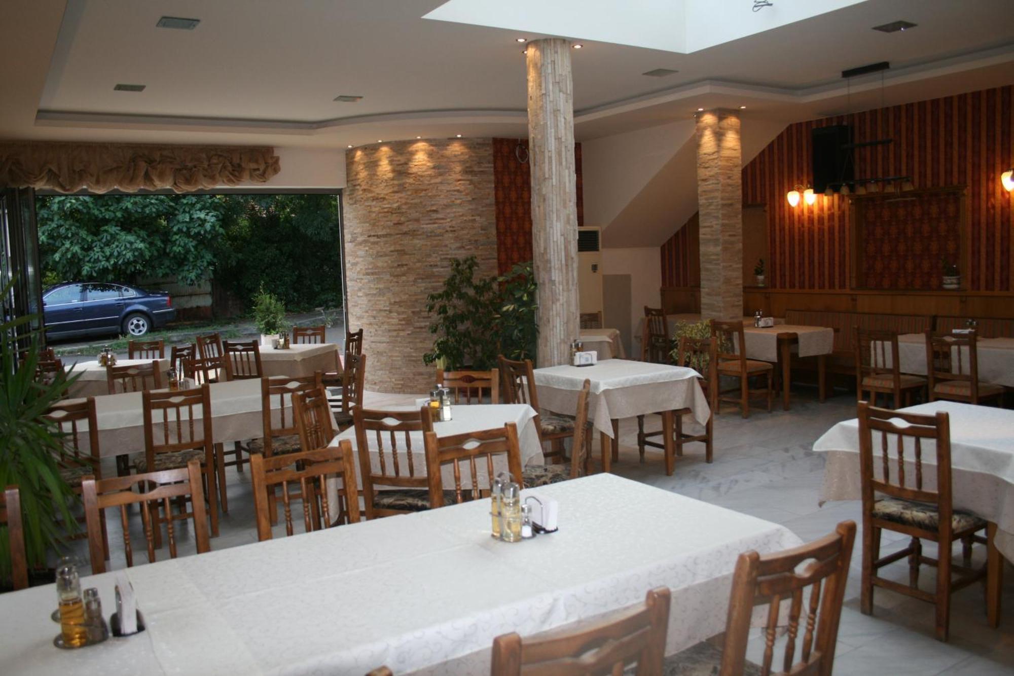 Mirana Family Hotel Бургас Экстерьер фото