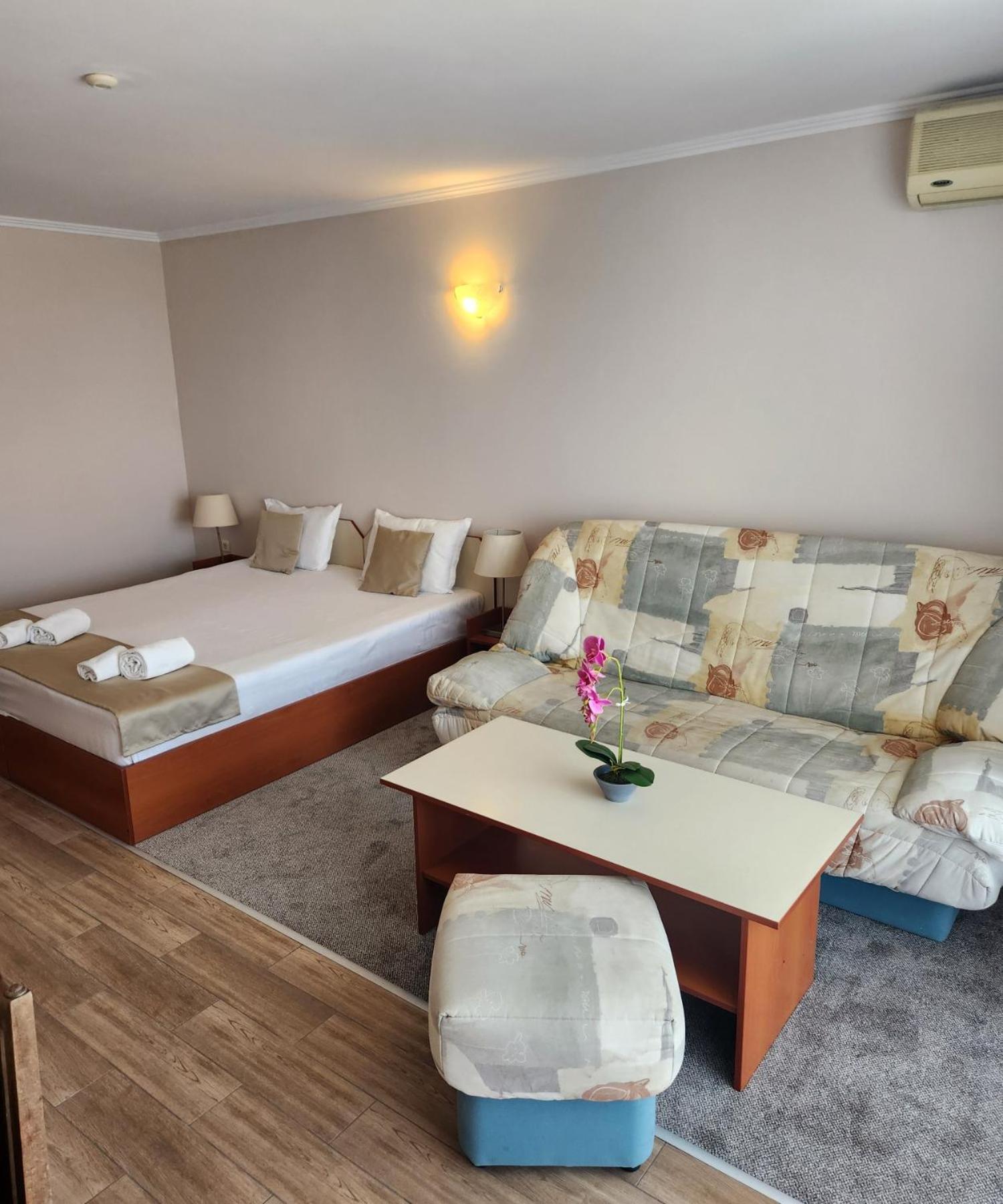 Mirana Family Hotel Бургас Экстерьер фото
